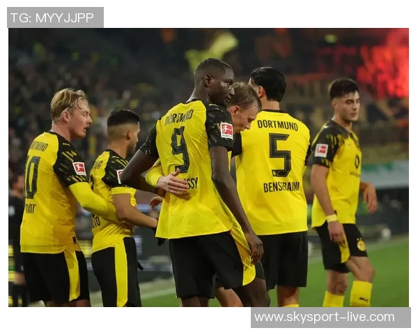 奥格斯堡主场迎战多特蒙德争夺德甲积分榜关键战役